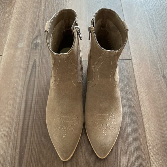 Dolce Vita Shoes - New Without Box Dolce Vita Silma Suede Ankle Boots
